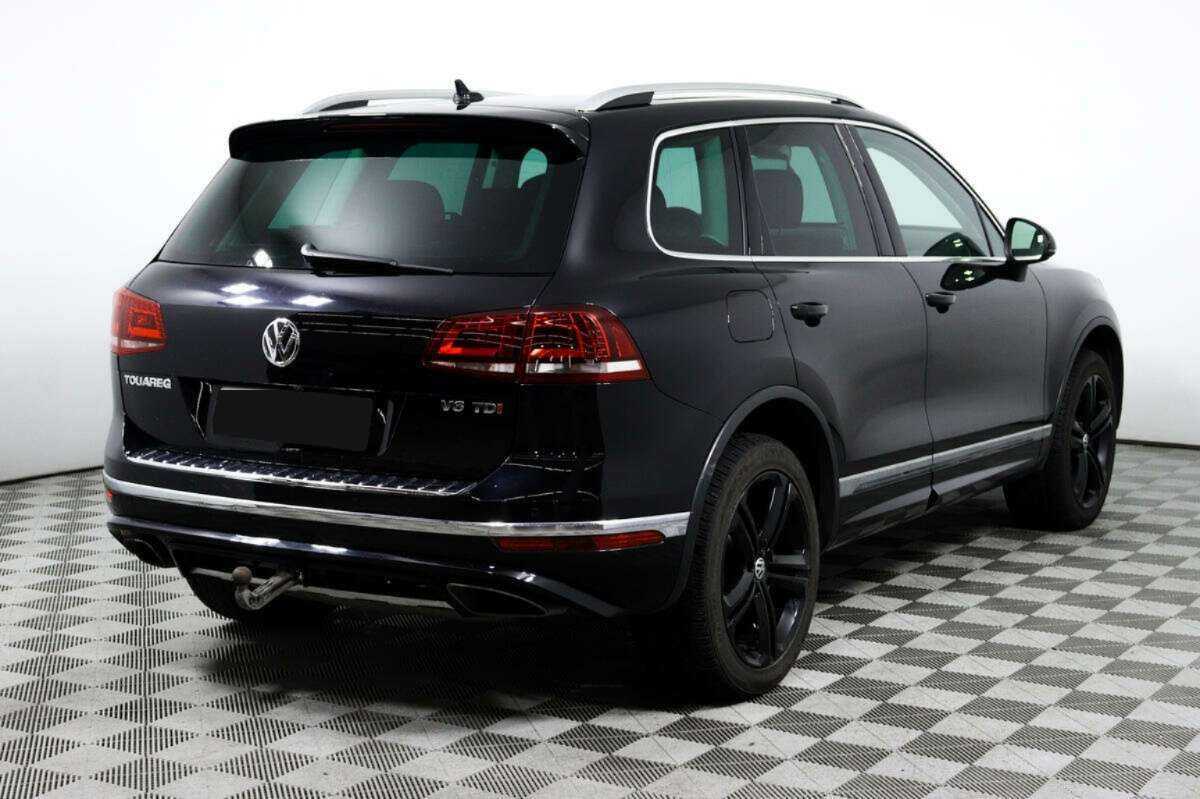 Volkswagen Touareg с пробегом — 2017 год. Фото: #4