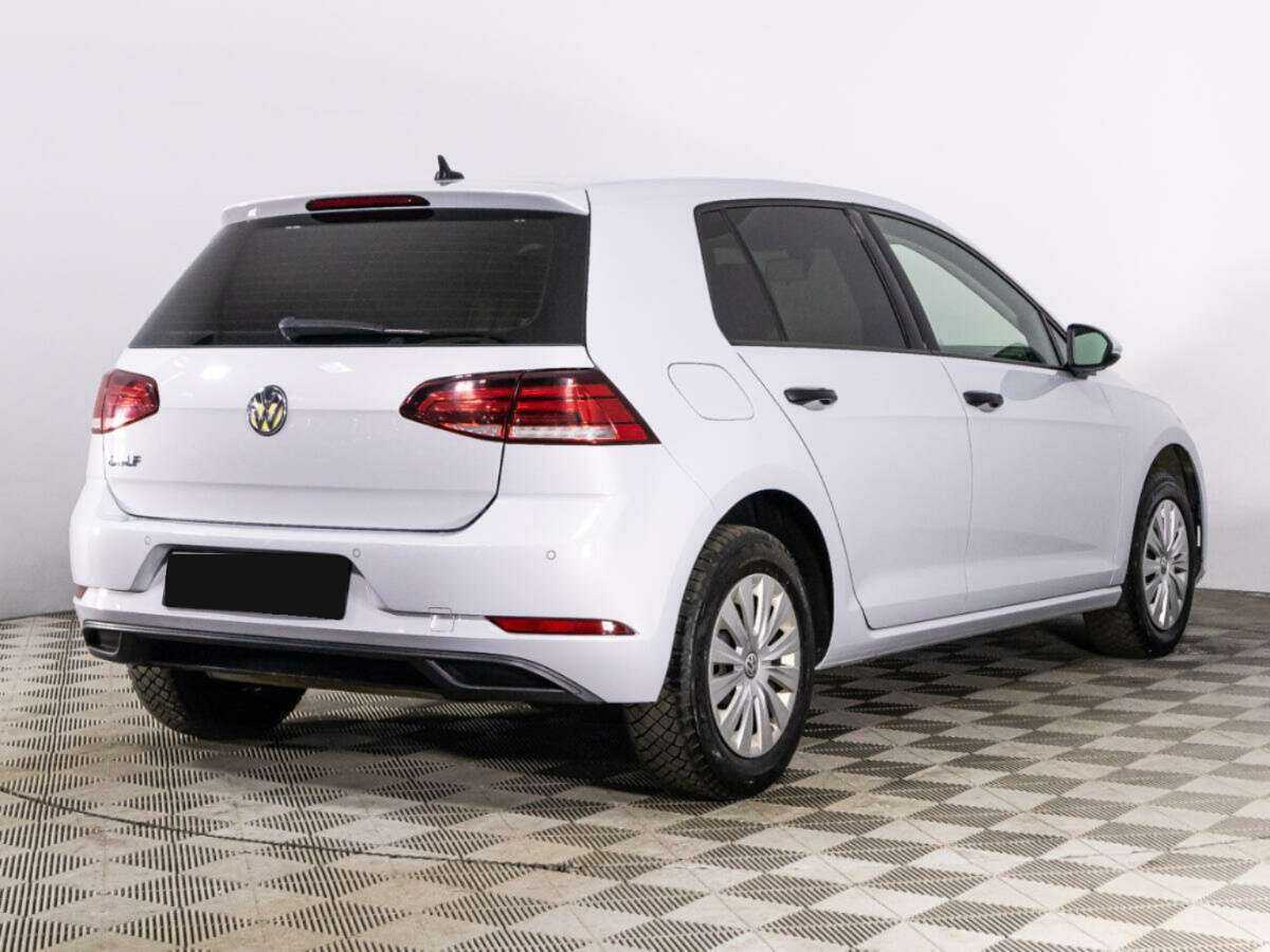 Volkswagen Golf с пробегом — 2018 год. Фото: #4