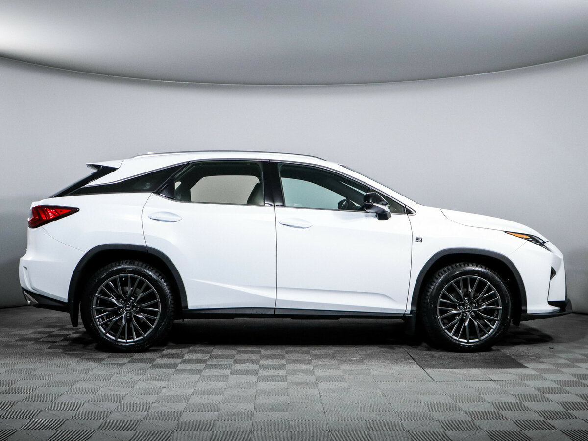 Lexus RX с пробегом — 2018 год. Фото: #3