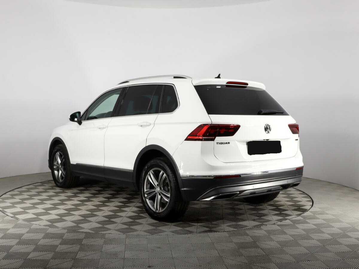 Volkswagen Tiguan с пробегом — 2018 год. Фото: #4