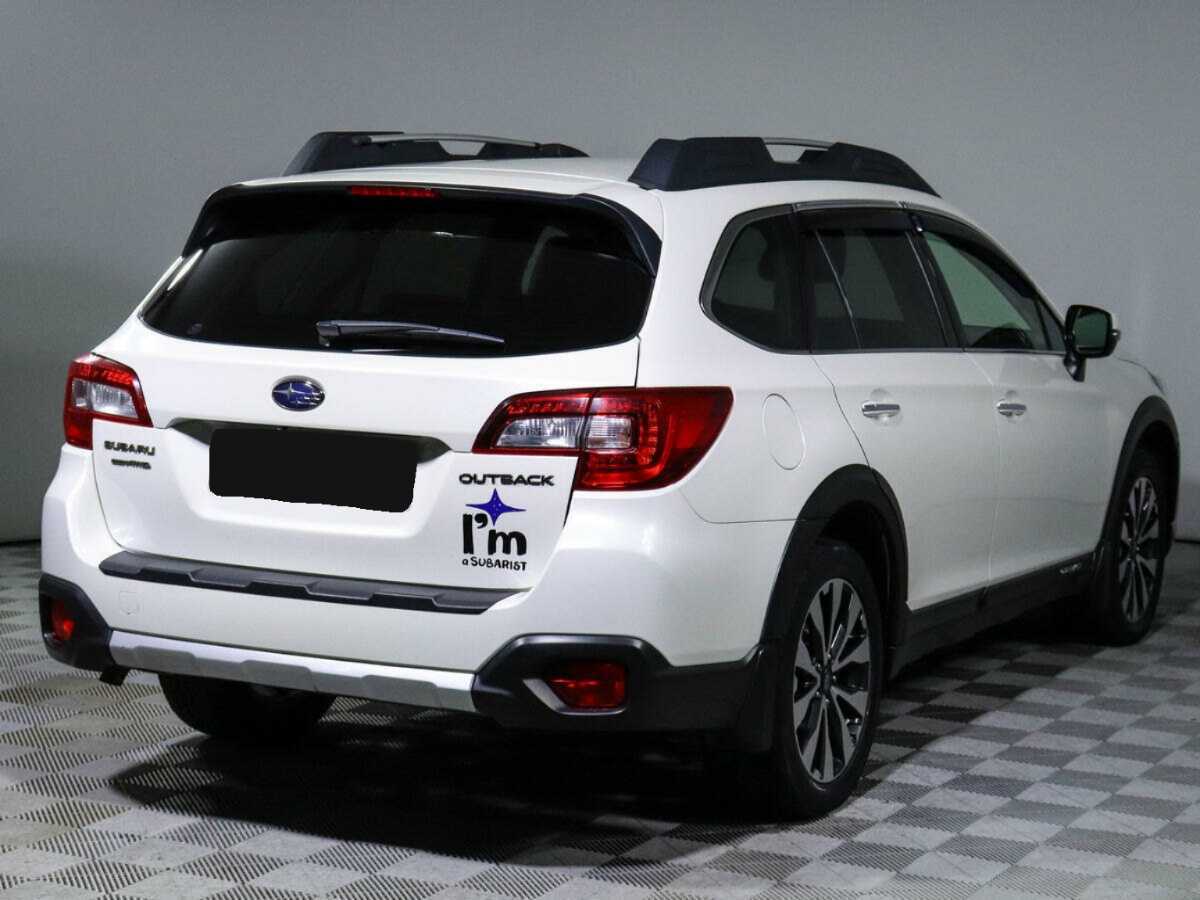 Subaru Outback с пробегом — 2015 год. Фото: #3