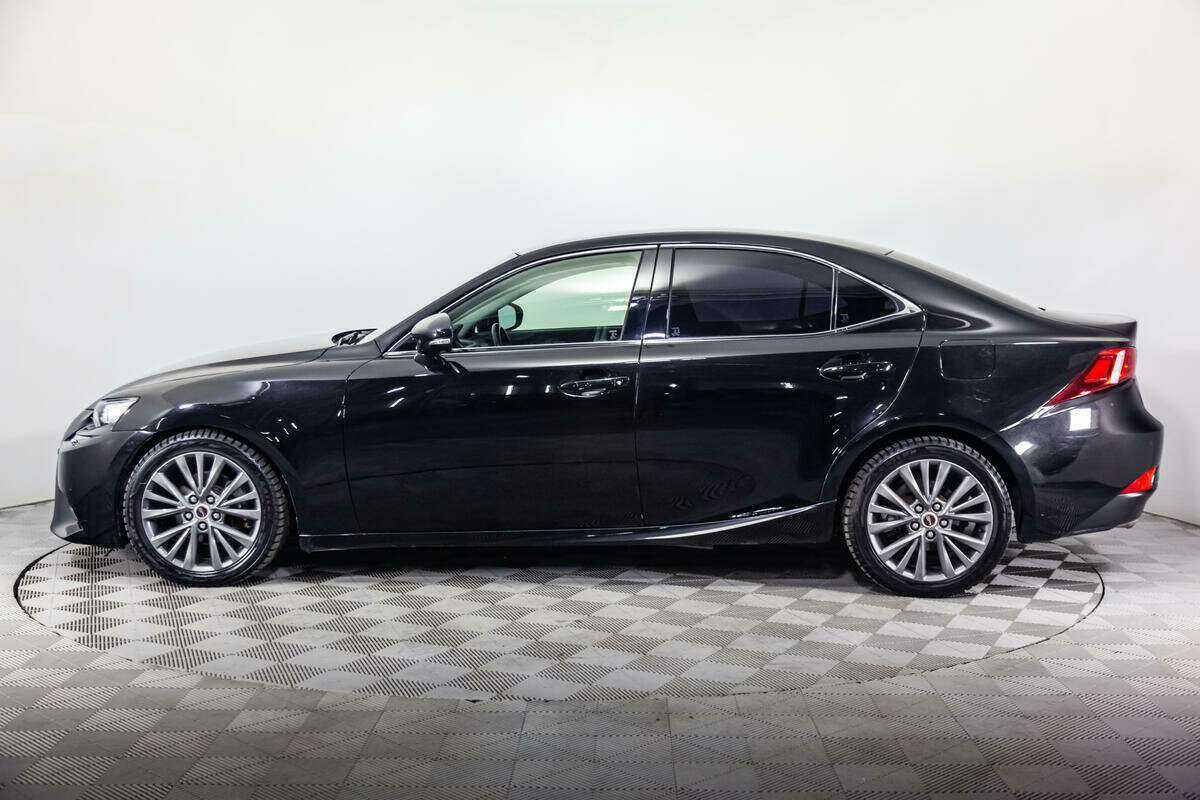 Lexus IS с пробегом — 2014 год. Фото: #7