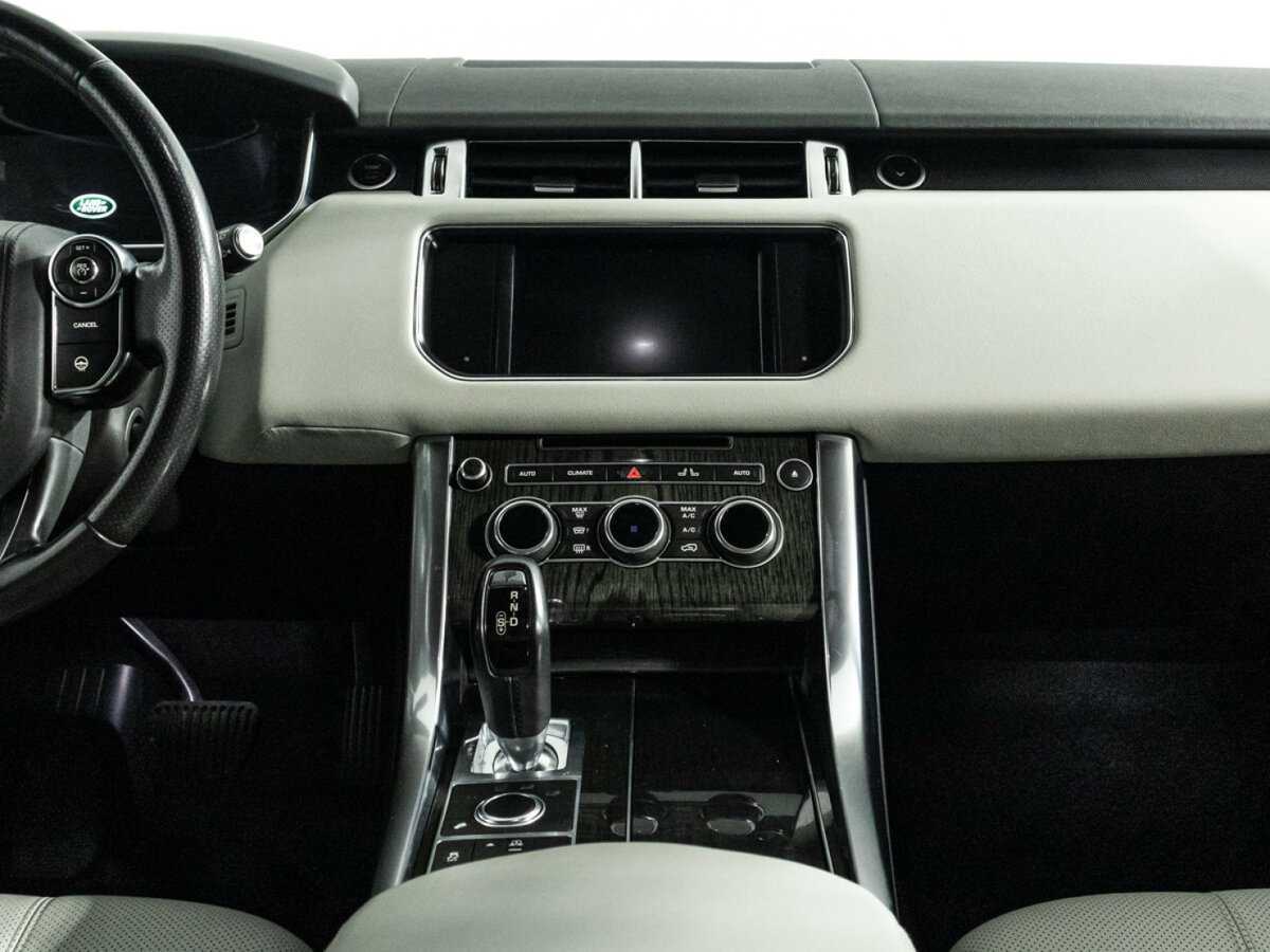 Land Rover Range Rover Sport с пробегом — 2014 год. Фото: #11