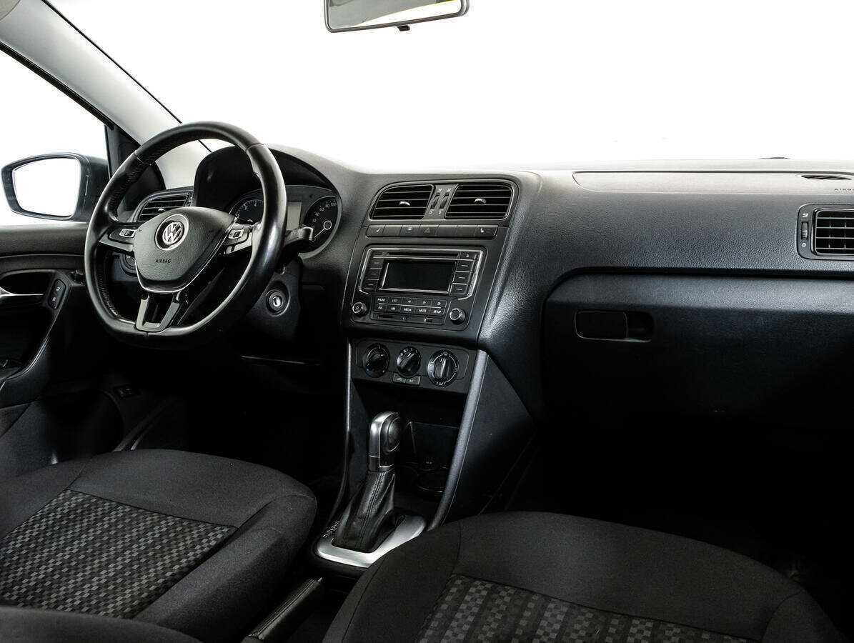 Volkswagen Polo с пробегом — 2020 год. Фото: #8