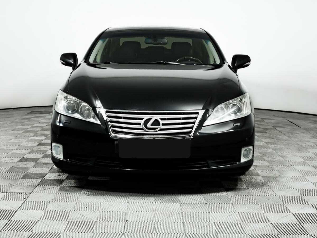 Lexus ES с пробегом — 2012 год. Фото: #1