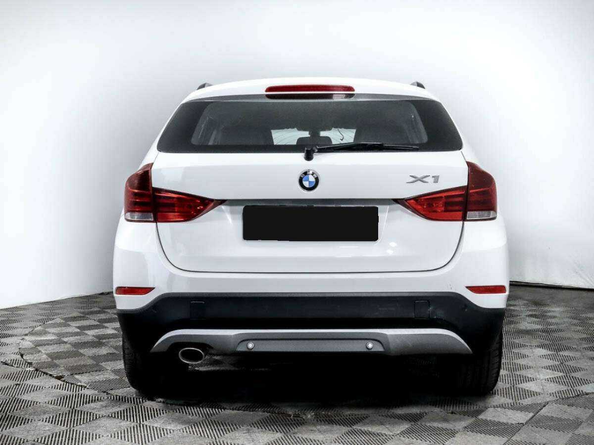 BMW X1 с пробегом — 2013 год. Фото: #4