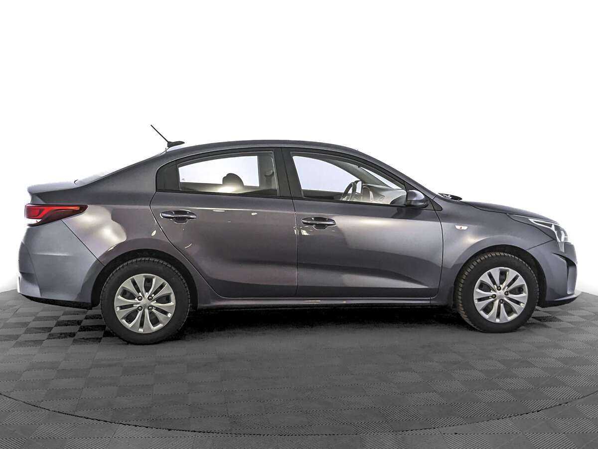 Kia Rio с пробегом — 2021 год. Фото: #3