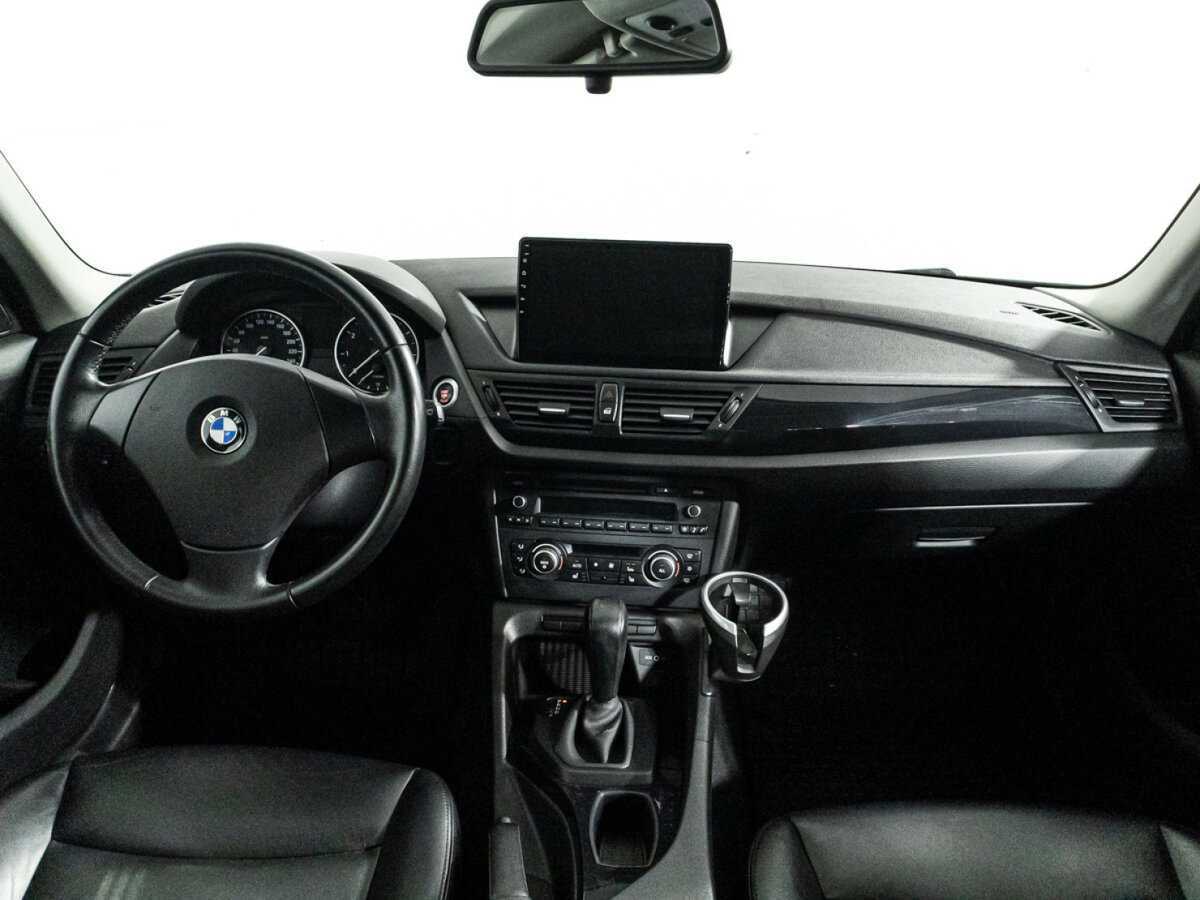 BMW X1 с пробегом — 2010 год. Фото: #12