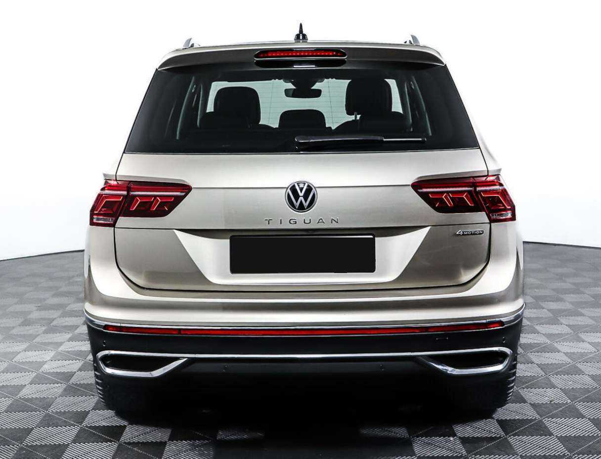 Volkswagen Tiguan с пробегом — 2021 год. Фото: #5