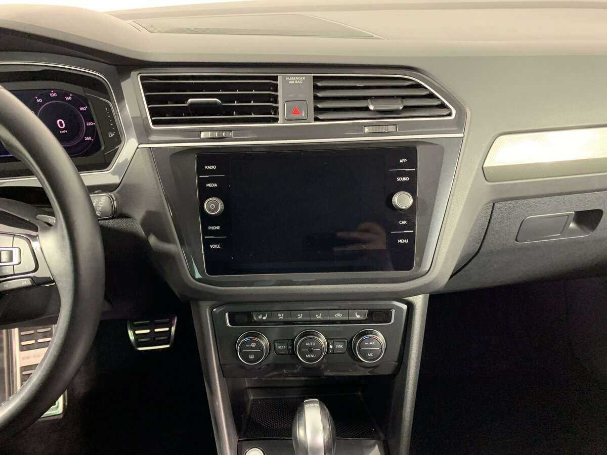 Volkswagen Tiguan с пробегом — 2019 год. Фото: #12