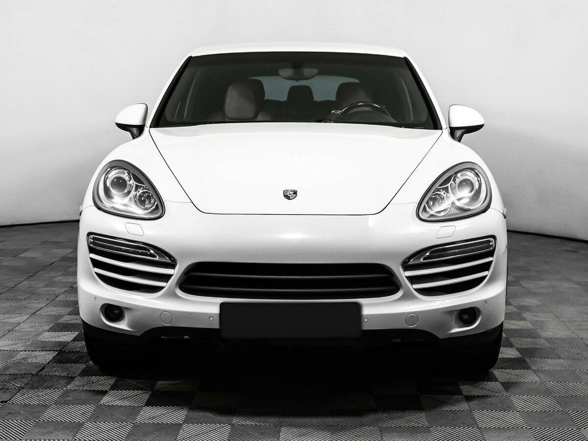 Porsche Cayenne с пробегом — 2012 год. Фото: #1