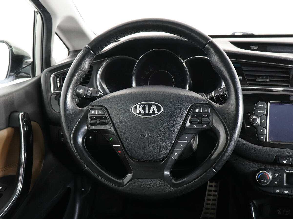 Kia Ceed с пробегом — 2016 год. Фото: #14