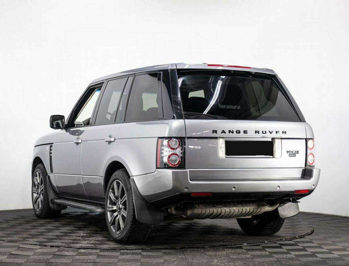 Land Rover Range Rover с пробегом — 2011 год. Фото: #3