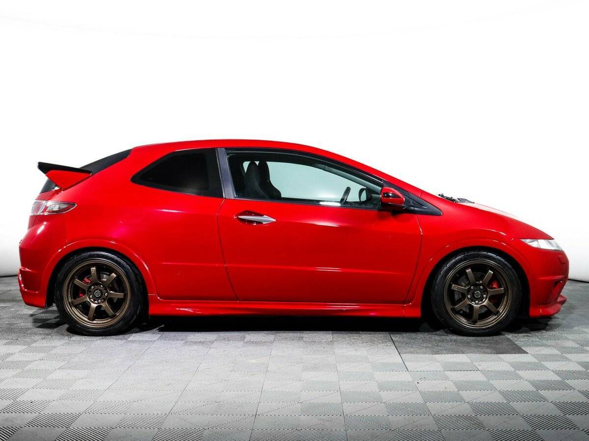 Honda Civic Type R с пробегом — 2007 год. Фото: #3