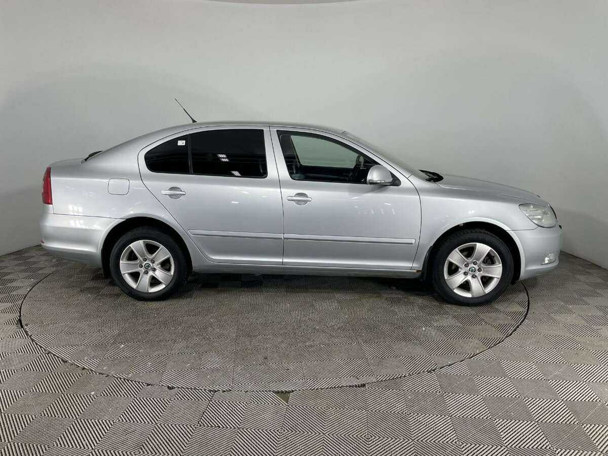 Skoda Octavia с пробегом — 2010 год. Фото: #3