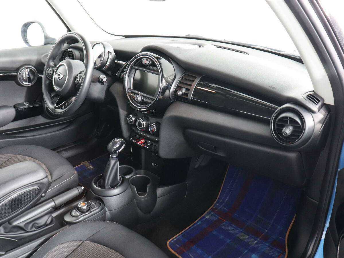 Mini Hatch с пробегом — 2018 год. Фото: #8
