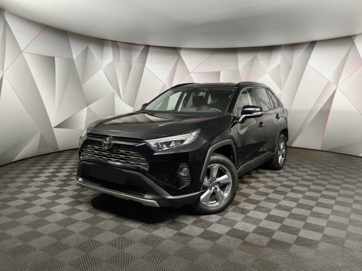 Toyota RAV4 с пробегом — 2021 год. Фото: #0