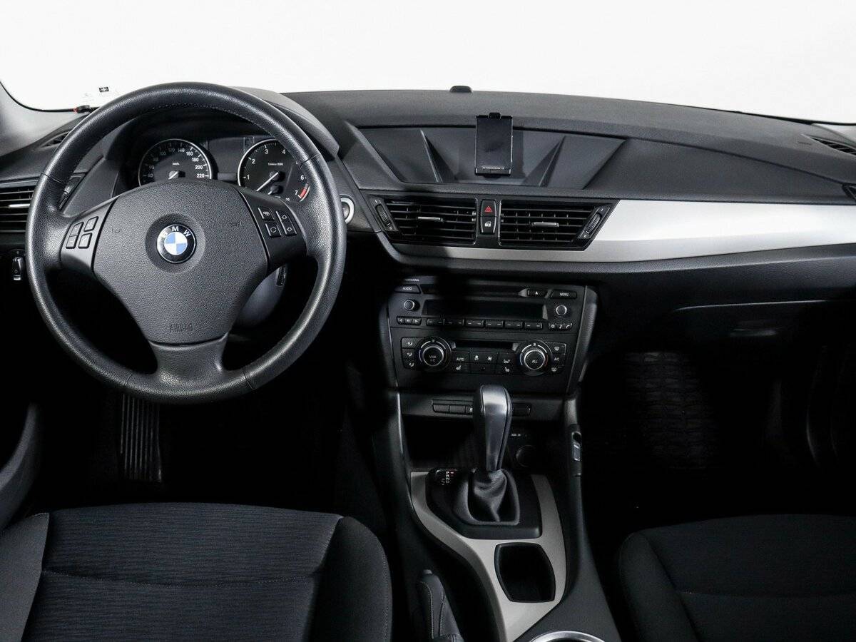 BMW X1 с пробегом — 2014 год. Фото: #8
