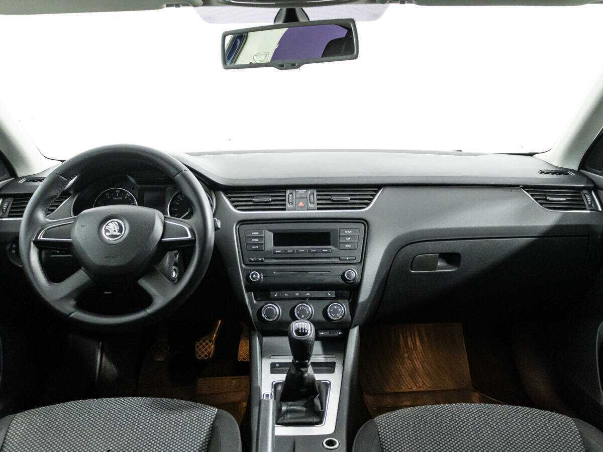 Skoda Octavia с пробегом — 2014 год. Фото: #12