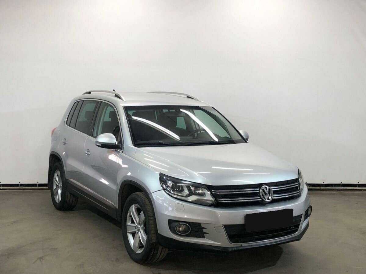 Volkswagen Tiguan с пробегом — 2011 год. Фото: #2