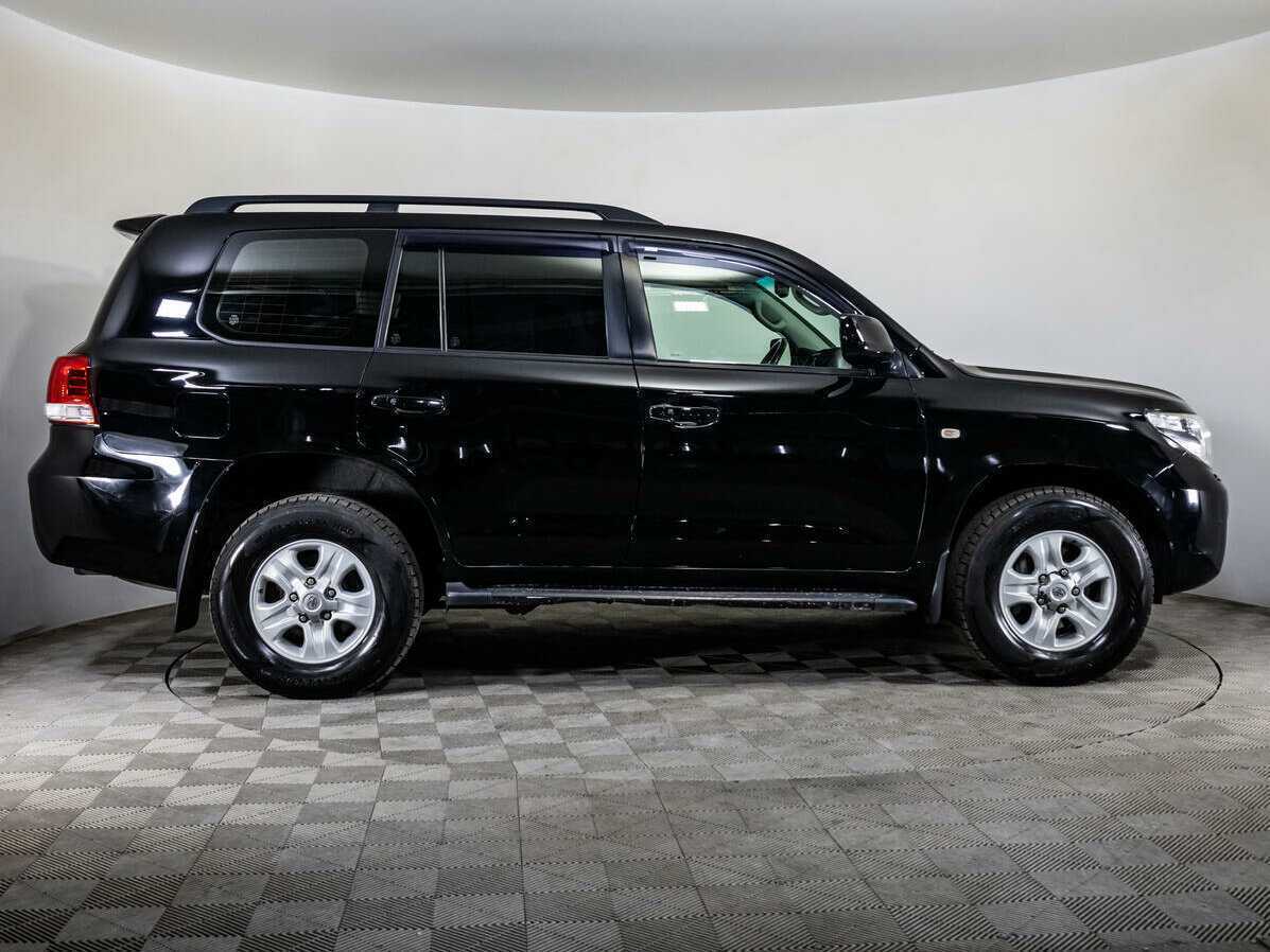 Toyota Land Cruiser с пробегом — 2008 год. Фото: #3
