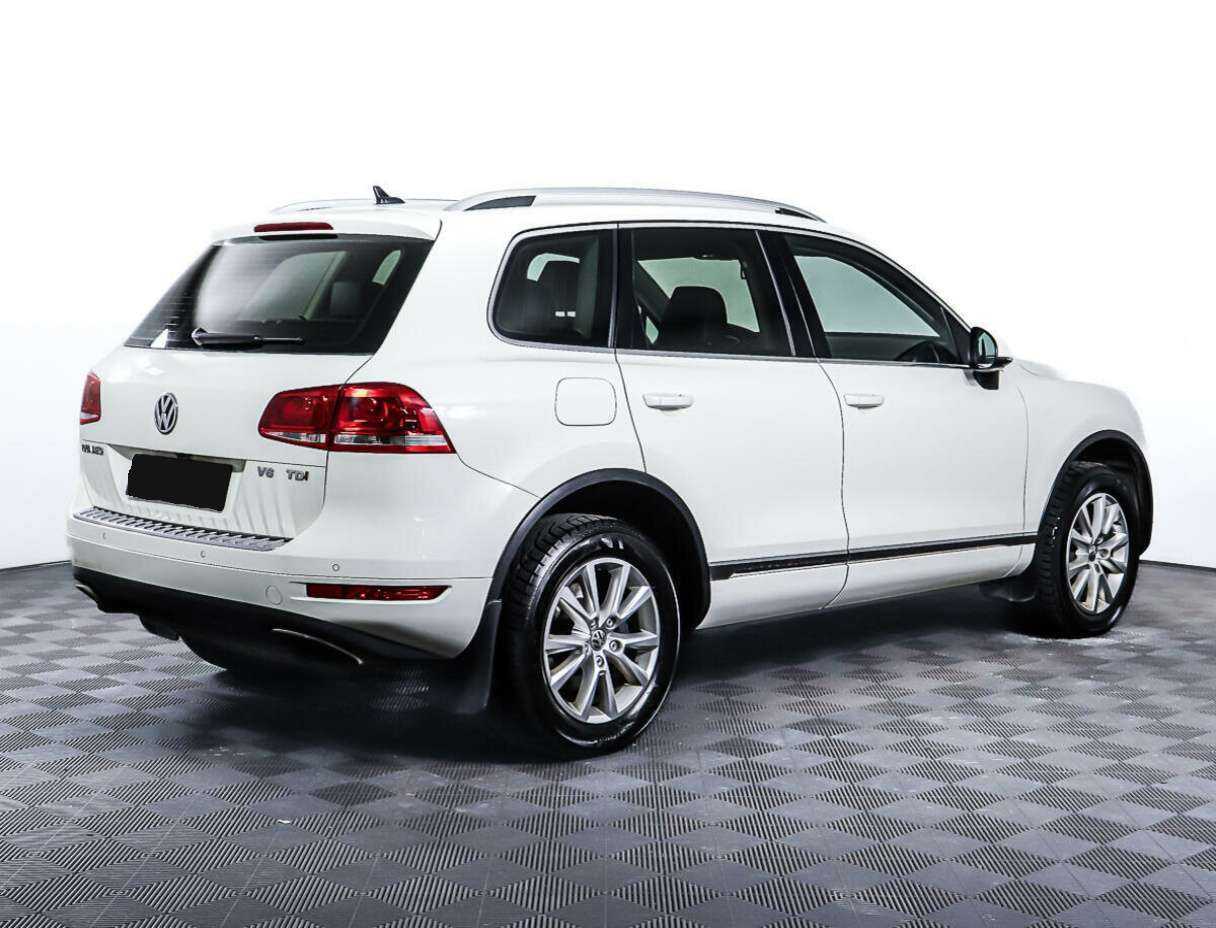 Volkswagen Touareg с пробегом — 2010 год. Фото: #4