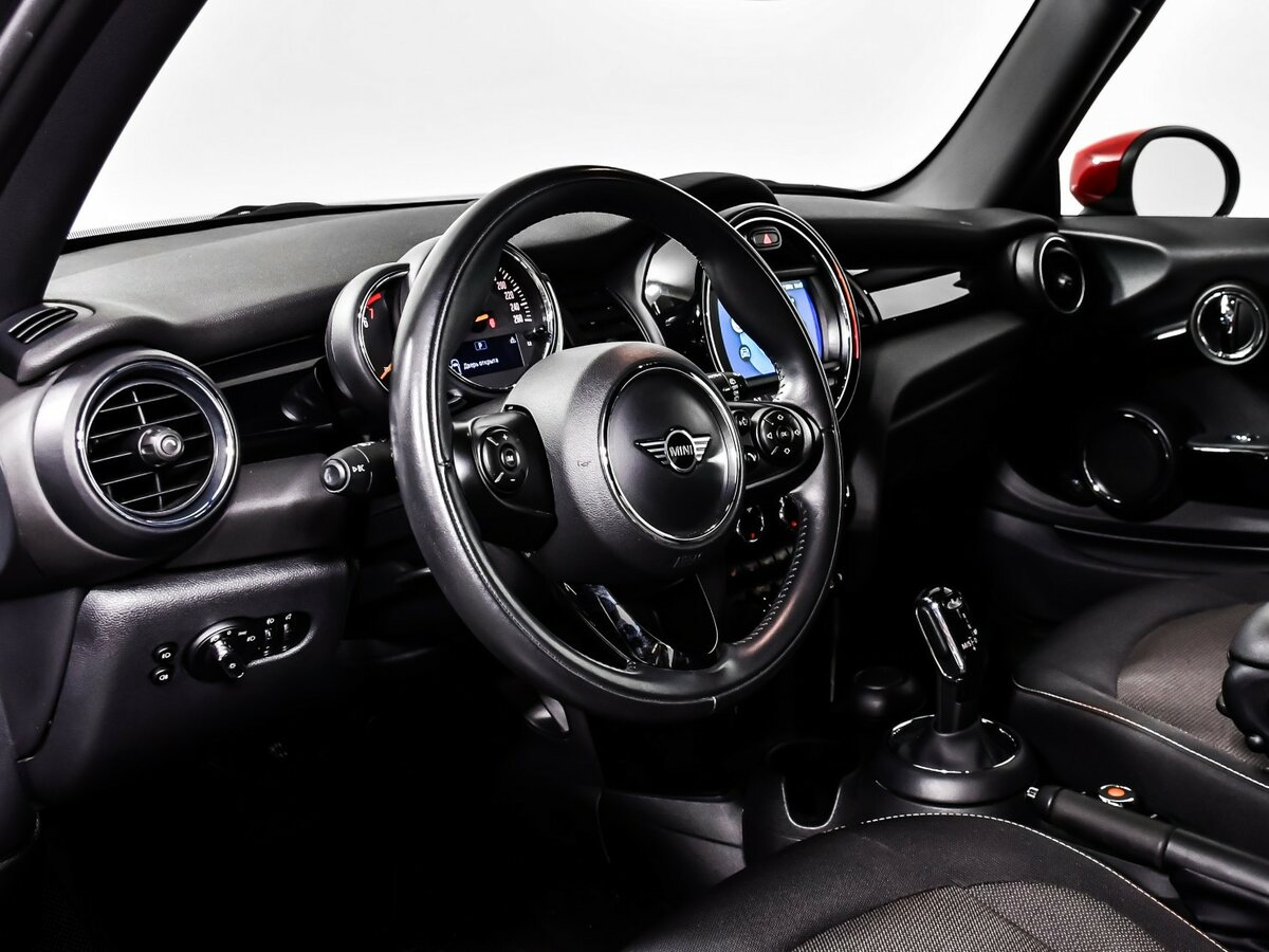 Mini Hatch с пробегом — 2019 год. Фото: #11