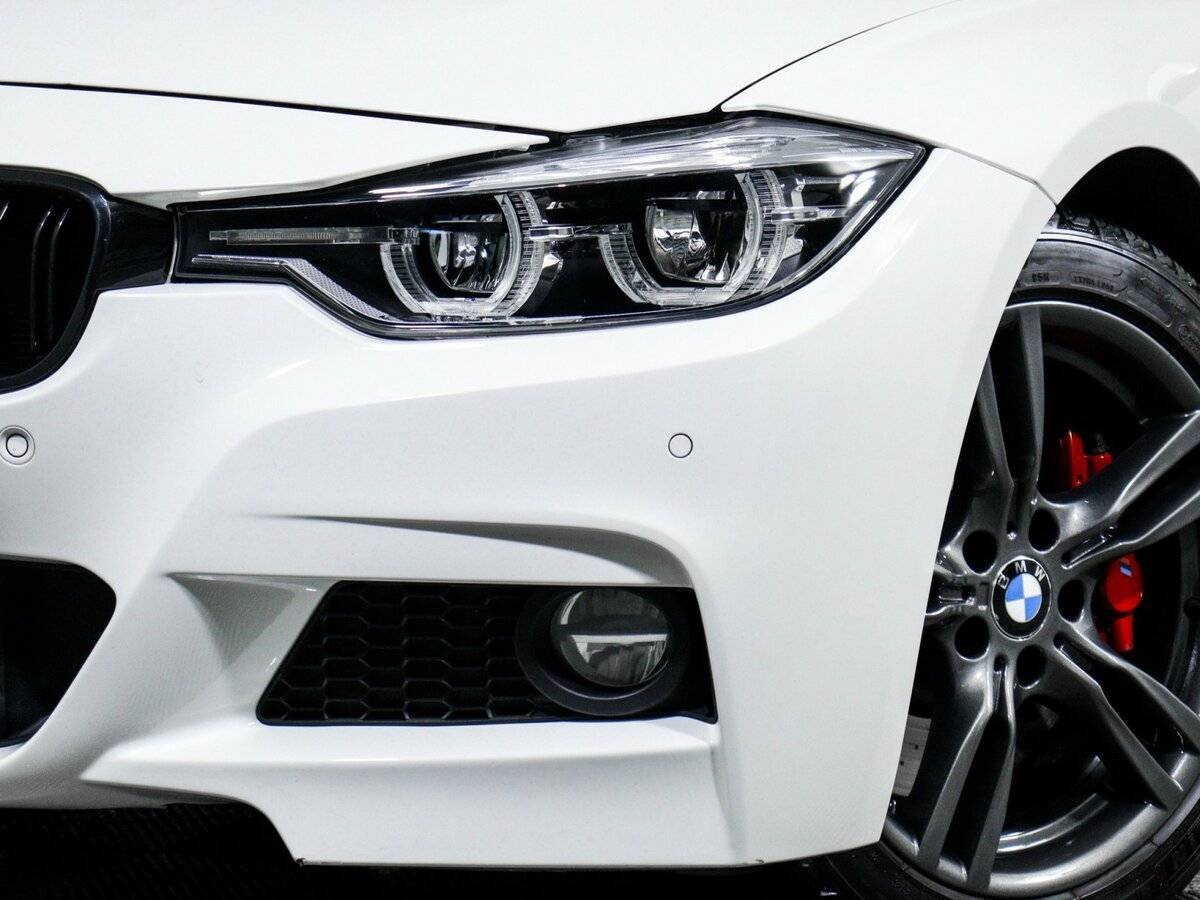 BMW 3 серии с пробегом — 2016 год. Фото: #12