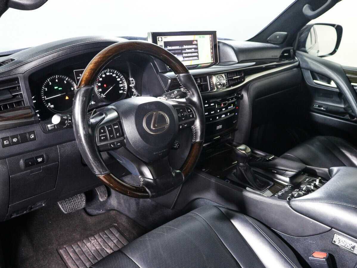 Lexus LX с пробегом — 2017 год. Фото: #13