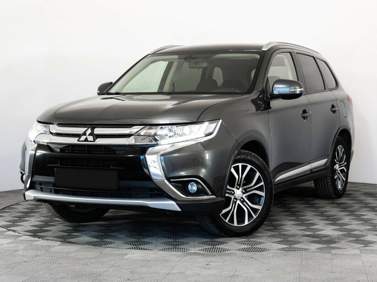 Mitsubishi Outlander с пробегом — 2018 год. Фото: #0