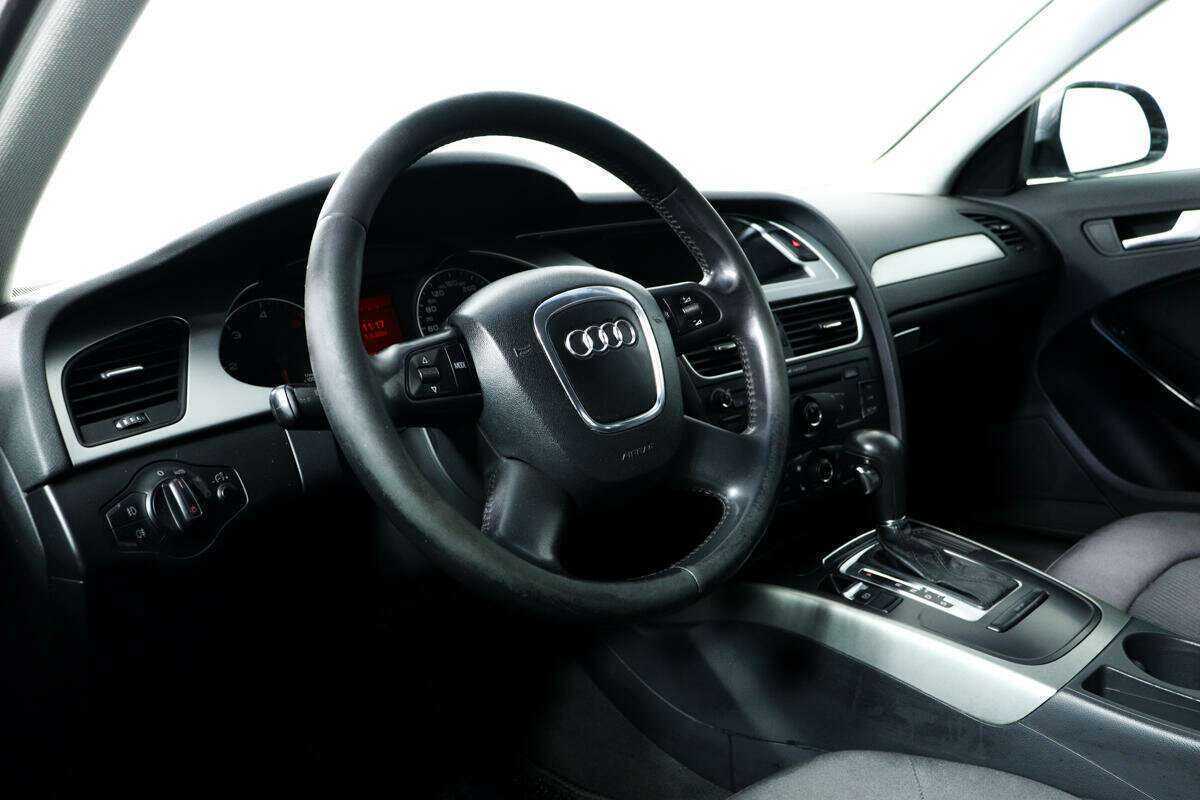 Audi A4 с пробегом — 2008 год. Фото: #12