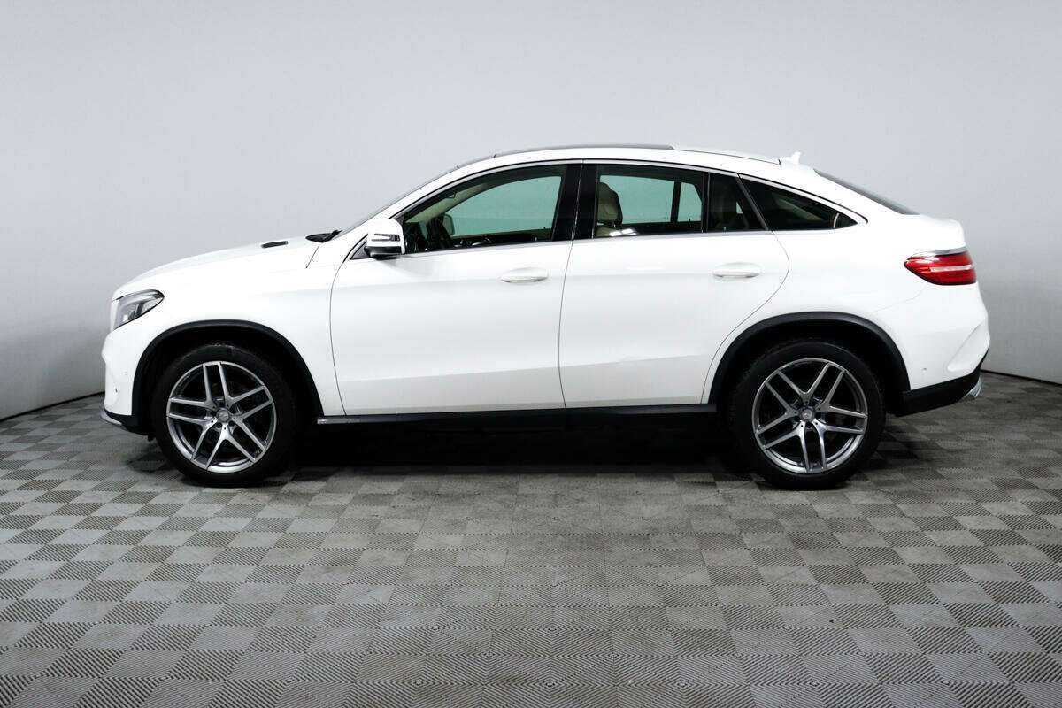 Mercedes-Benz GLE Coupe с пробегом — 2015 год. Фото: #7