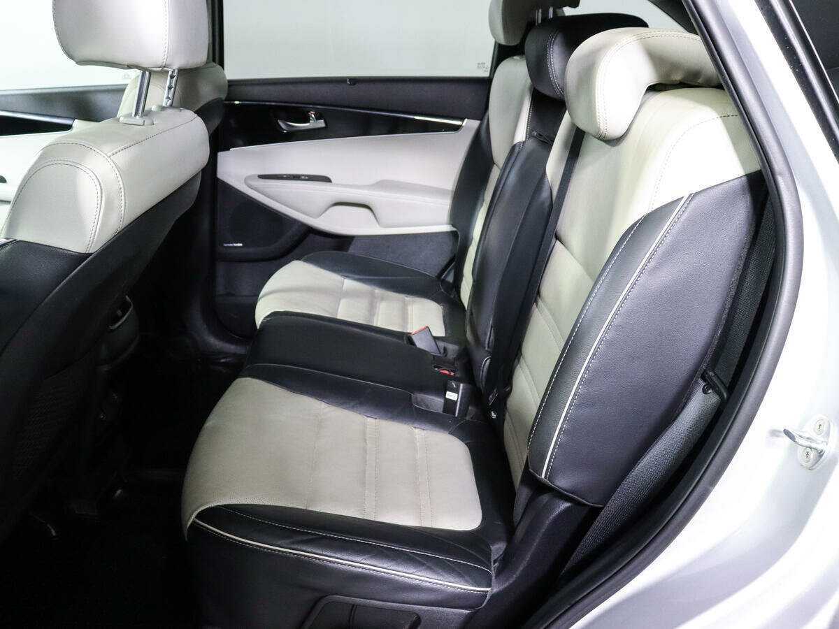 Kia Sorento с пробегом — 2019 год. Фото: #6