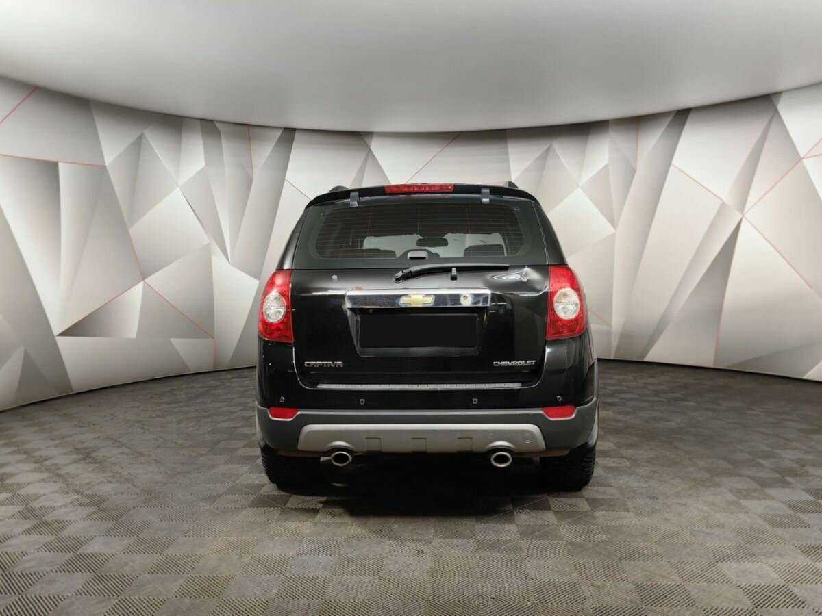 Chevrolet Captiva с пробегом — 2008 год. Фото: #7