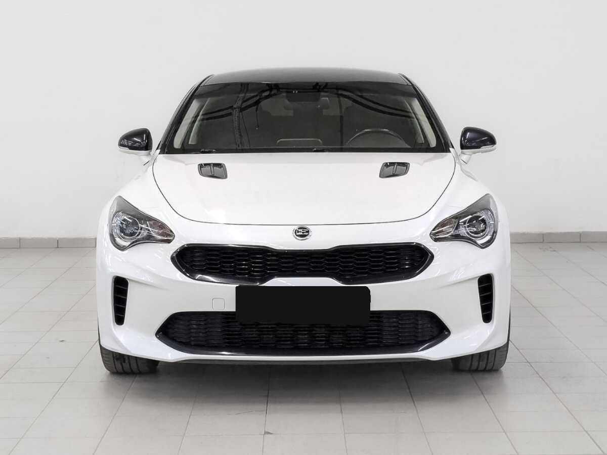 Kia Stinger с пробегом — 2019 год. Фото: #1