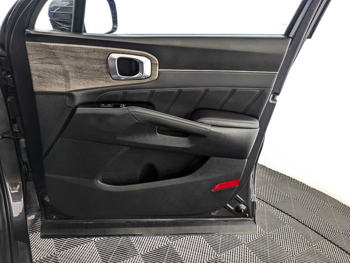 Kia Sorento с пробегом — 2022 год. Фото: #19