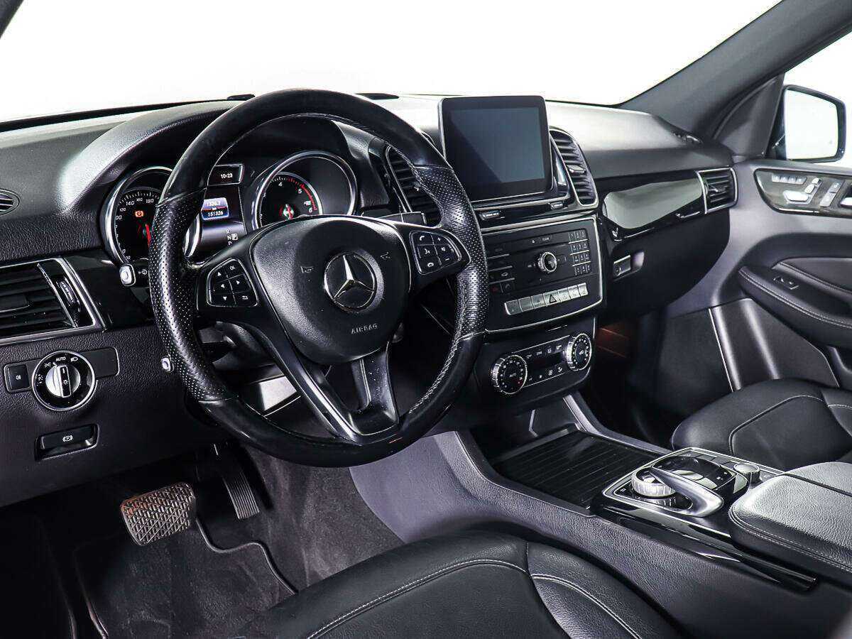 Mercedes-Benz GLE с пробегом — 2016 год. Фото: #12