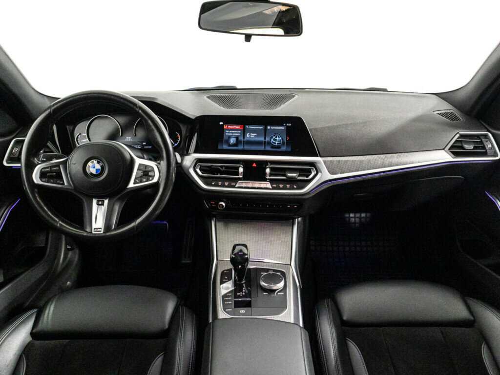 BMW 3 серии с пробегом — 2019 год. Фото: #12