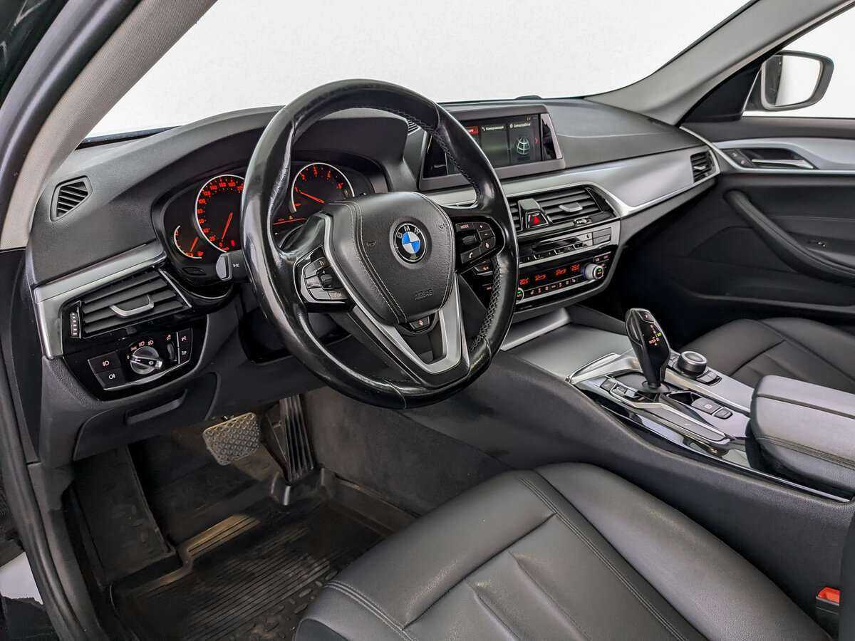 BMW 5 серии с пробегом — 2018 год. Фото: #13