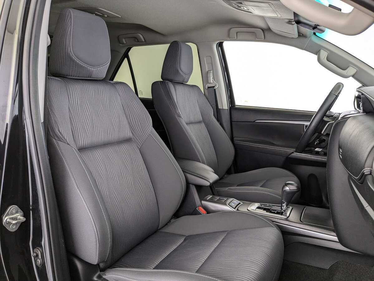 Toyota Fortuner с пробегом — 2021 год. Фото: #19
