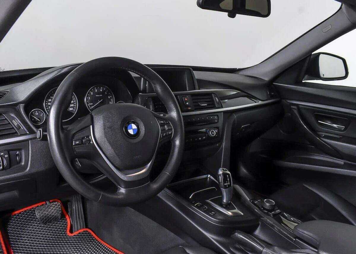 BMW 3 серии с пробегом — 2016 год. Фото: #5