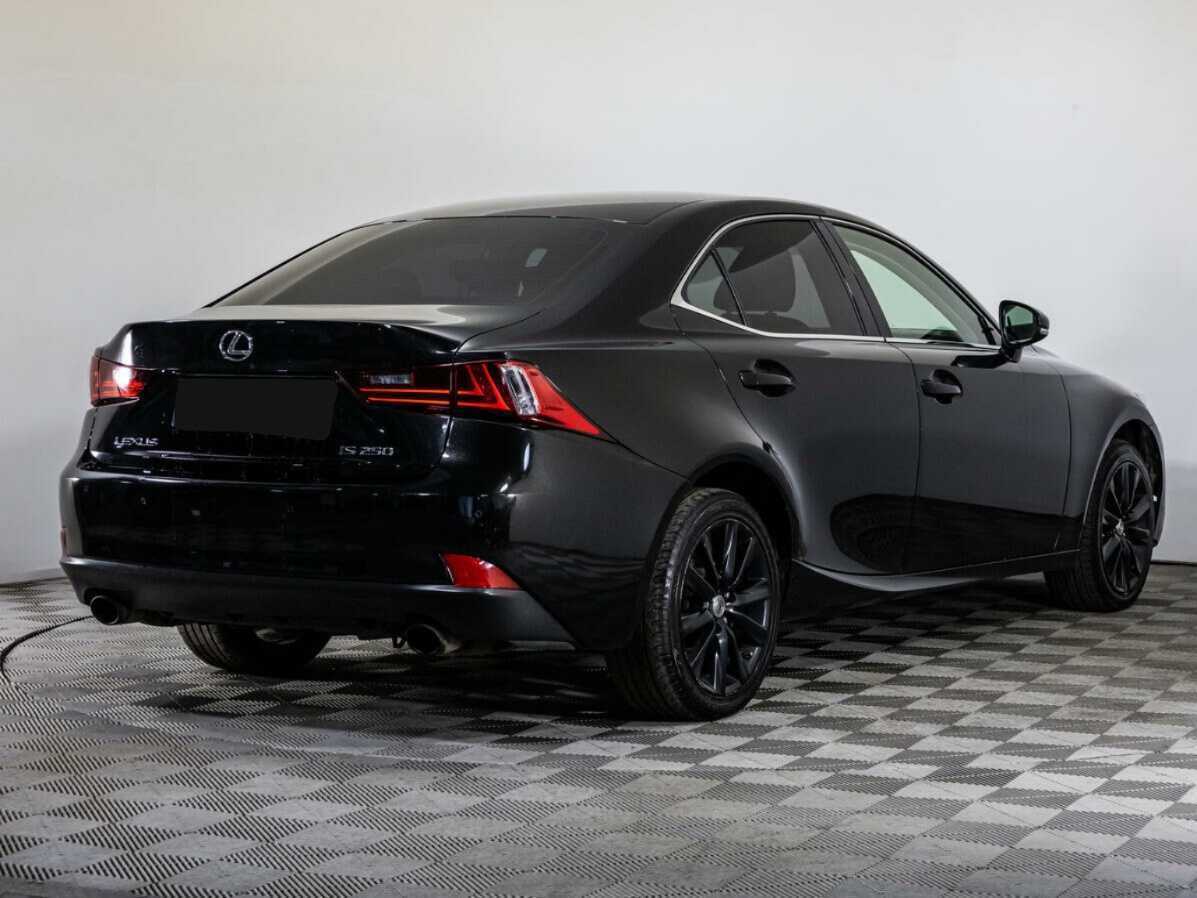 Lexus IS с пробегом — 2014 год. Фото: #3