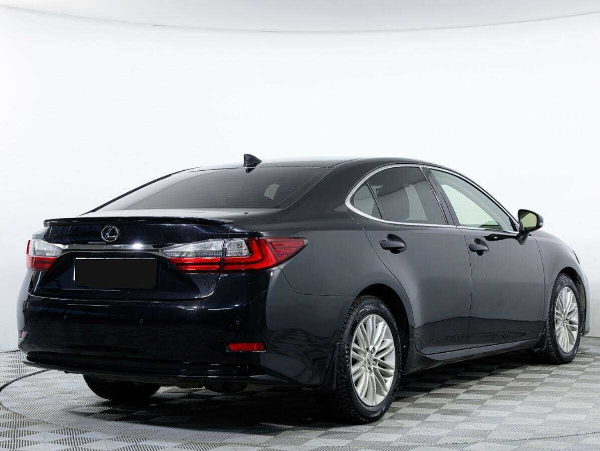 Lexus ES с пробегом — 2017 год. Фото: #4