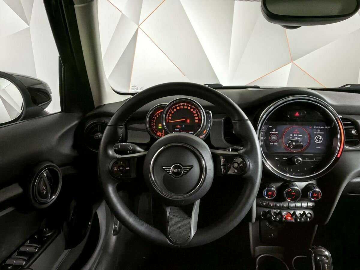 Mini Hatch с пробегом — 2021 год. Фото: #14