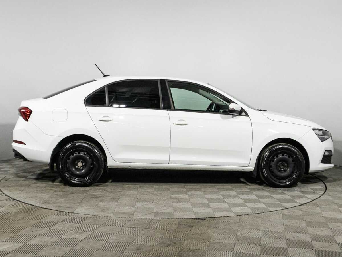Skoda Rapid с пробегом — 2020 год. Фото: #3