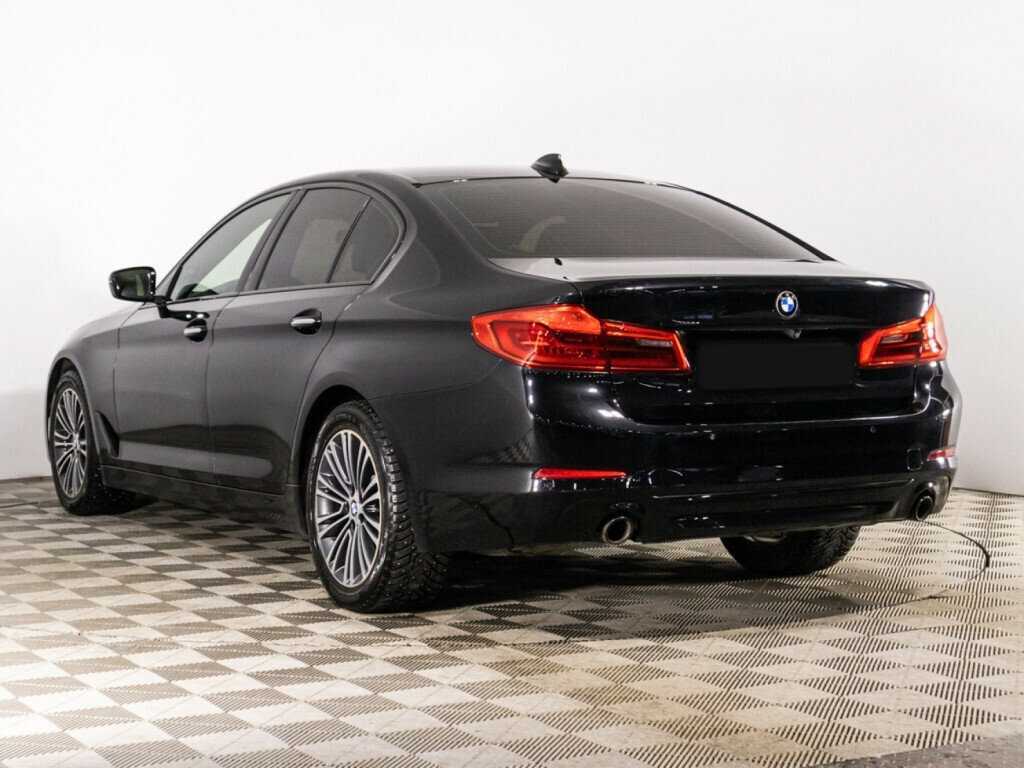 BMW 5 серии с пробегом — 2017 год. Фото: #6
