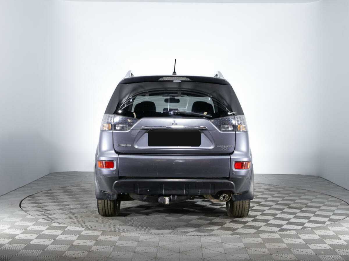 Mitsubishi Outlander с пробегом — 2010 год. Фото: #5