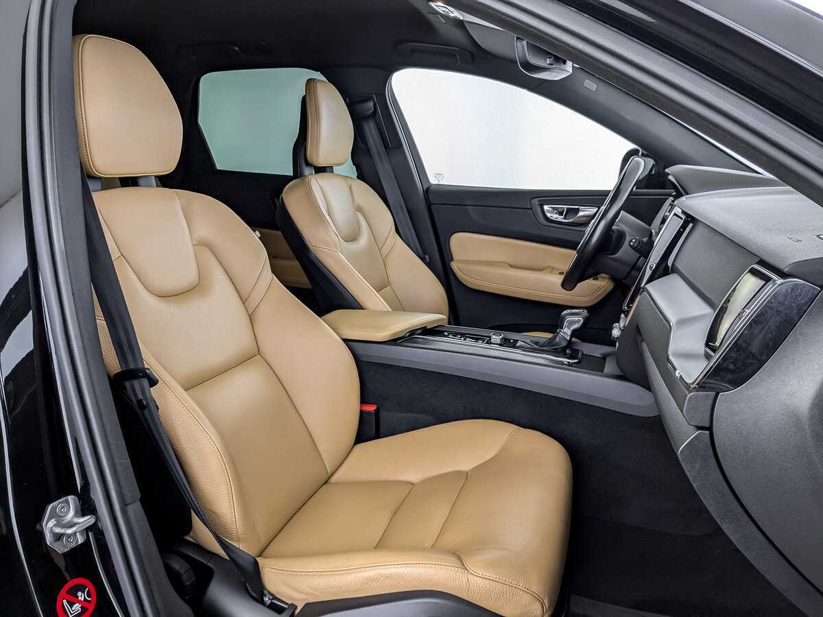 Volvo XC60 с пробегом — 2018 год. Фото: #16