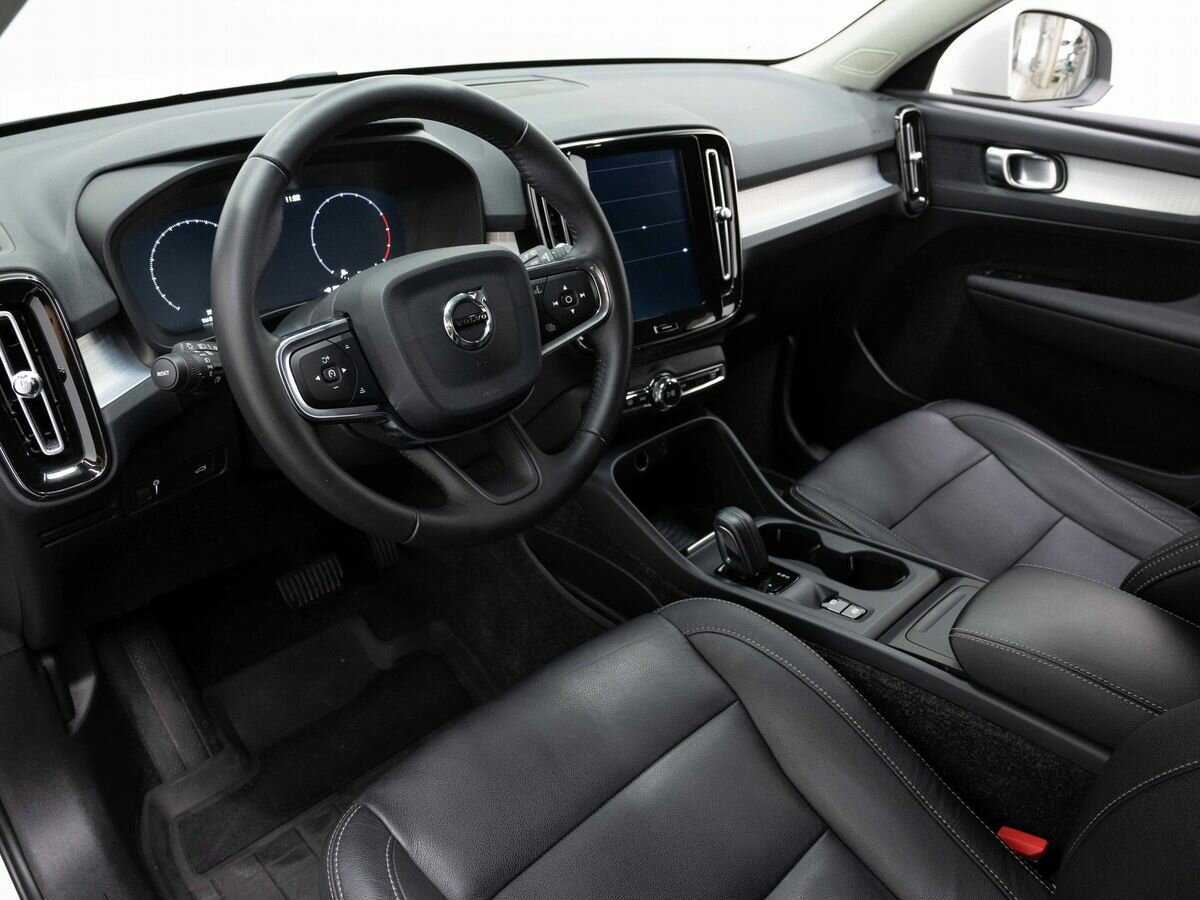 Volvo XC40 с пробегом — 2018 год. Фото: #8