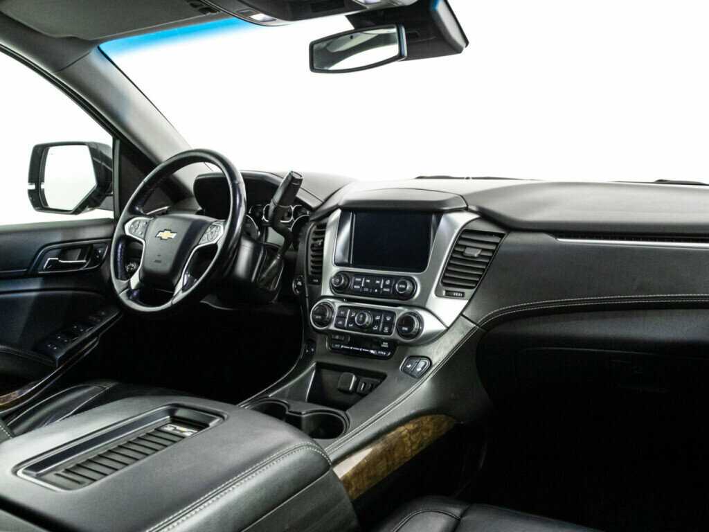 Chevrolet Tahoe с пробегом — 2016 год. Фото: #6